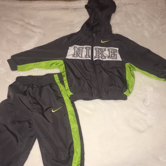 lime green nike sweatsuit